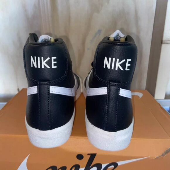 Nike Blazer Mid ‘77 VNTG Black and White Brand BQ6806-002 Men's Size 9 BRAND NEW - Picture 4 of 10